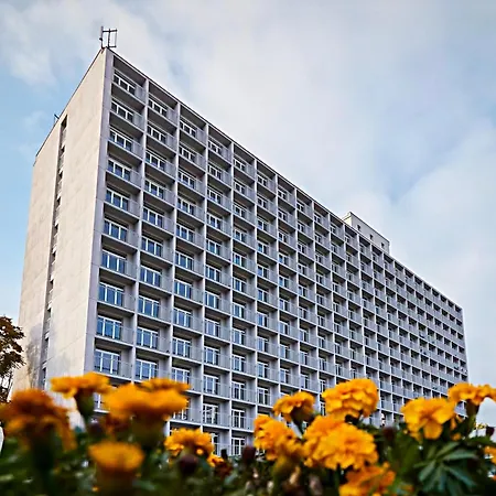 Axiom - Zenith Ii - Netflix, Hbo, Champagne