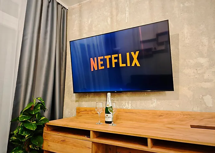 Axiom - Zenith Ii - Netflix, Hbo, Champagne Lägenhet Košice